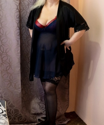 Юля, 47 лет, 4 размер груди